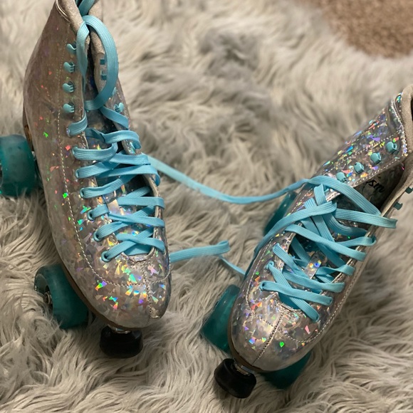 *NEW* Sure-Grip Prism Indoor Roller Skates - Picture 10 of 13